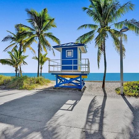Waves On Desoto Rental Unit With Pool Hollywood Buitenkant foto